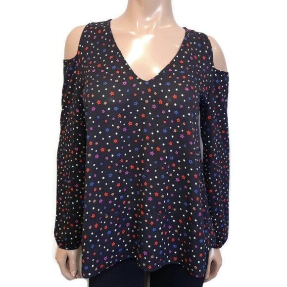 3/$20 DESIGN LAB Cold Shoulder Top Star Print Long Sleeve Black Vneck Medium - Picture 1 of 11